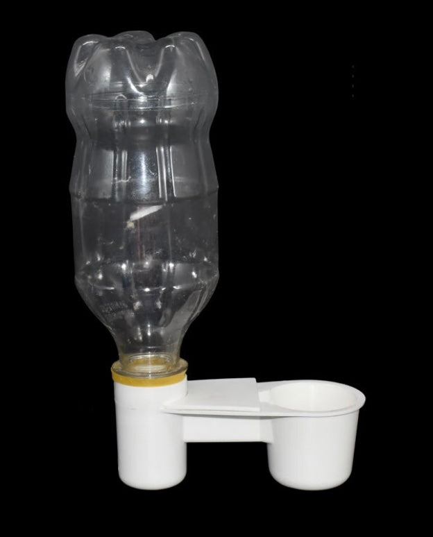 BEBEDERO PLASTICO AUTOMÁTICO PARA BOTELLÓN DE REFRESCO